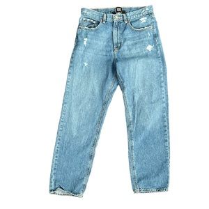 BDG urban outfitters mid rise boyfriend jeans size 27